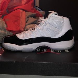 Jordan 11 GRADE SCHOOL SIZE 7Y